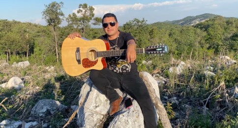 Cantan contra la violencia en Frontera Comalapa