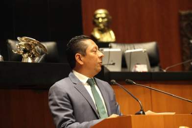 Los negocios al amparo del poder son cosas del pasado: Llaven Abarca