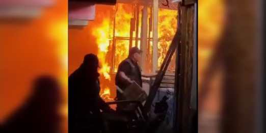 Arde mercado de SCLC