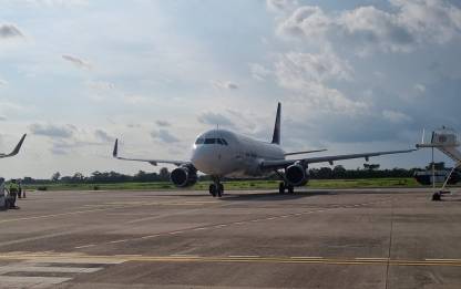 Volaris les arruinó viaje a Los Ángeles